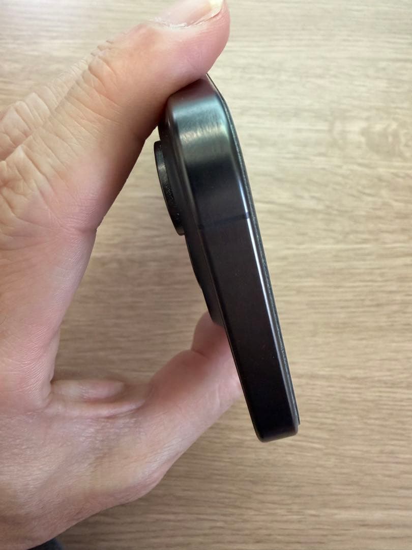 【美品】iPhone 15 Pro 128GB ブラックチタニウム