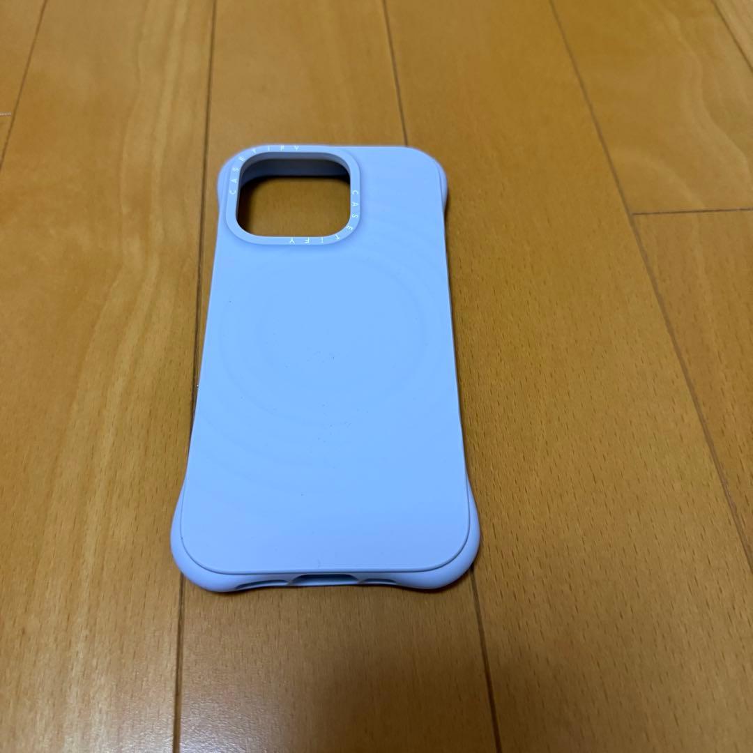 CASSETiFY ウェーブシリコンケース iPhone16Pro ニチニチソウ