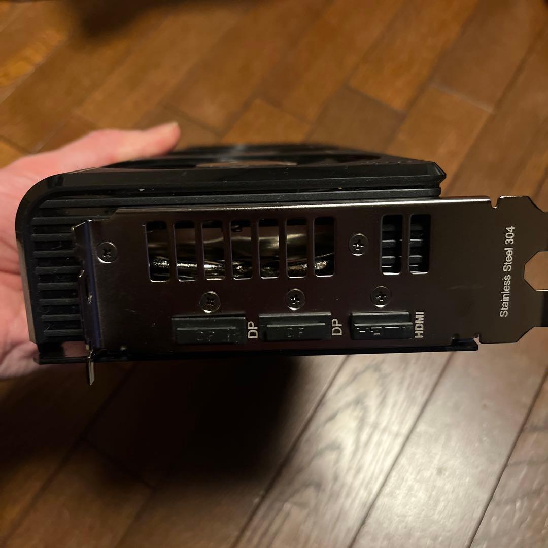 グラフィックボード・グラボ・ビデオカード ASUS Radeon RX 9600 XT OC 16GB