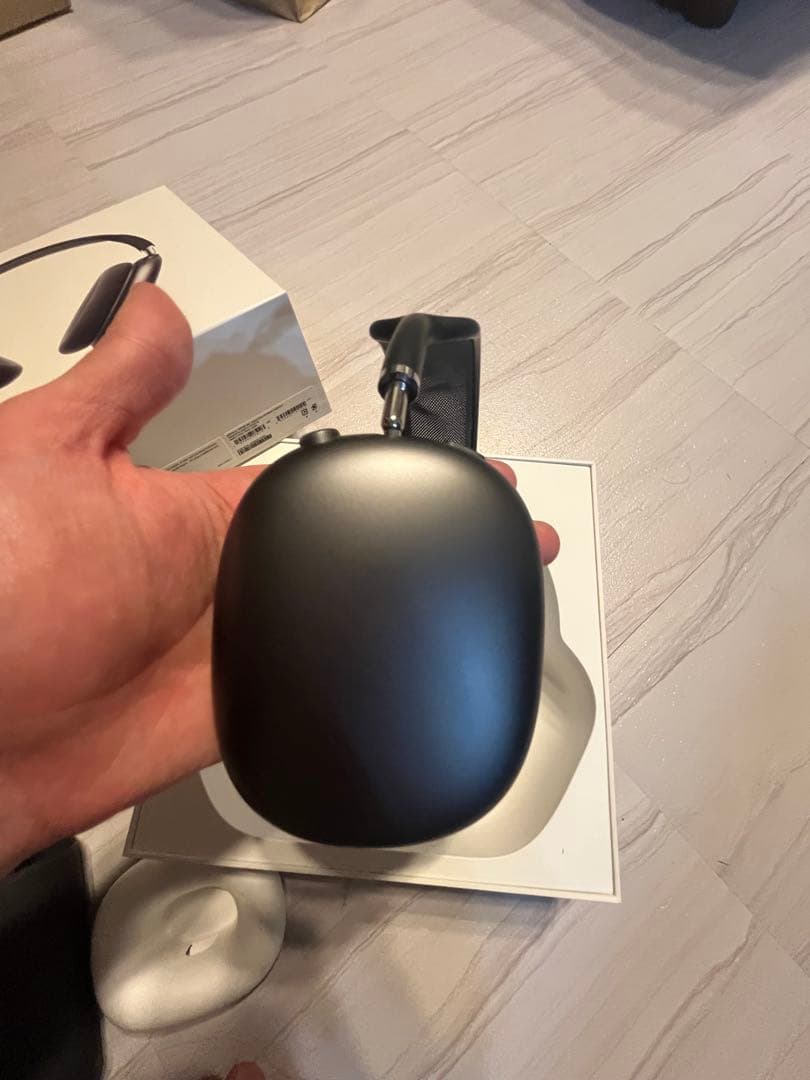 airpods max スペースグレー