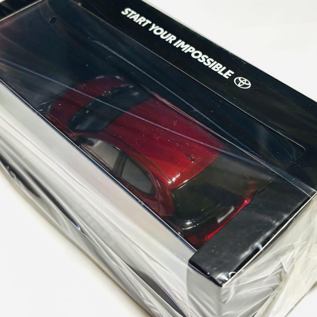 トヨタ ヤリス 1/30 ミニカー センシュアルレッドマイカ 新品 未開封