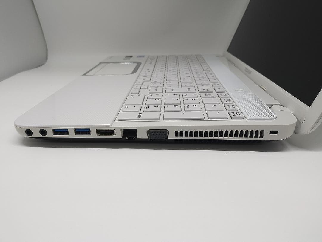 【東芝】爆速 Corei7/新品SSD128GB 15.6 ノートパソコンA11