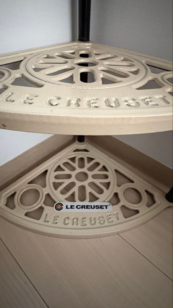 LE CREUSET ル・クルーゼ ポットスタンド ベージュ5段　シェルフ