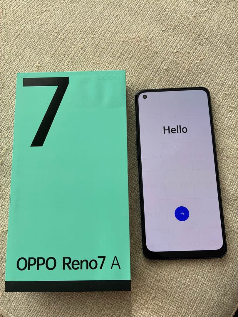 美品　OPPO Reno7A