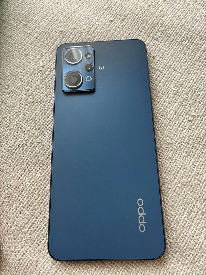 美品　OPPO Reno7A