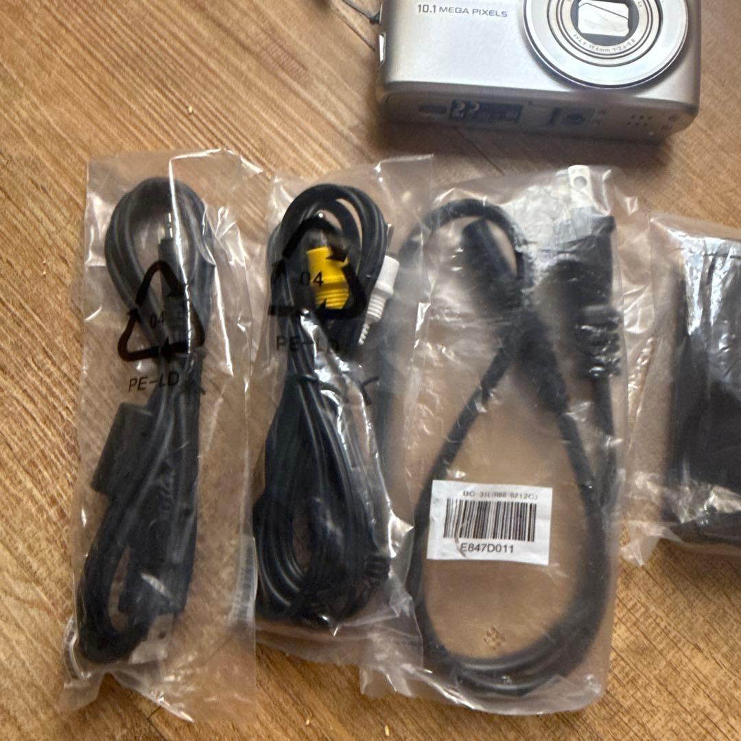 k*z様 CASIO EX-Z300 EXILIM 10.1メガピクセル デジタ