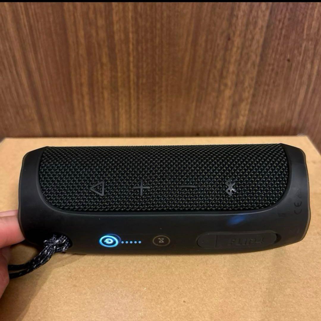 JBL FLIP4ブラック