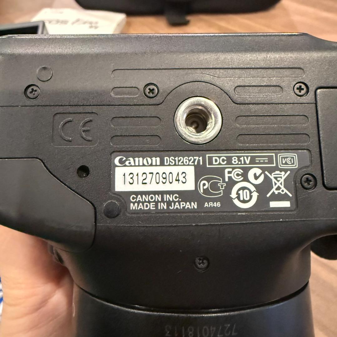 Canon キャノン EOS Kiss X4 一眼レフ カメラ