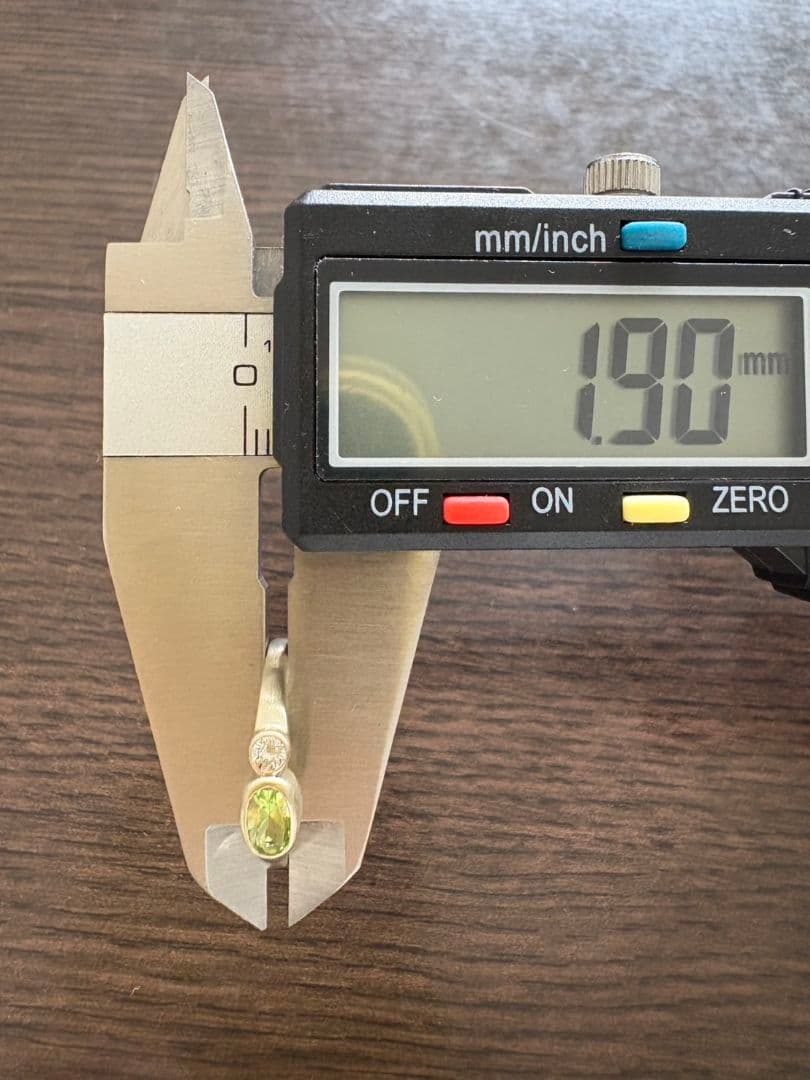 K10ペリドットダイヤリング