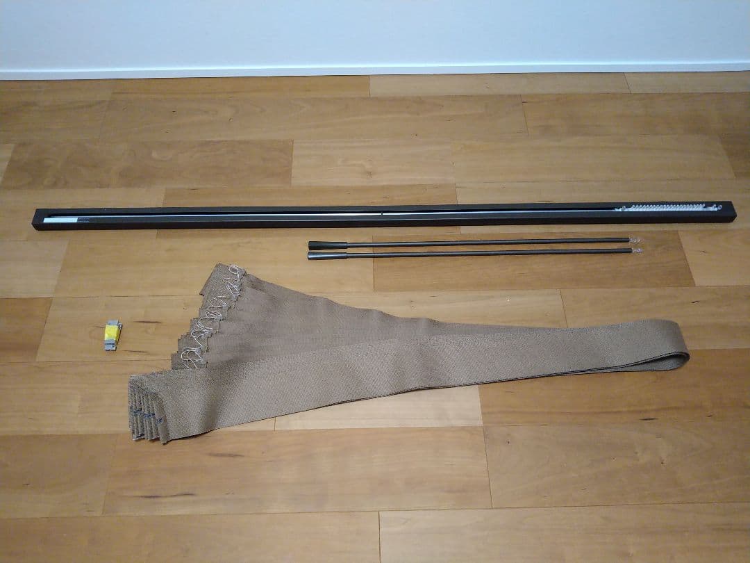 バーチカルブラインド　縦型ブラインド　ブラウン