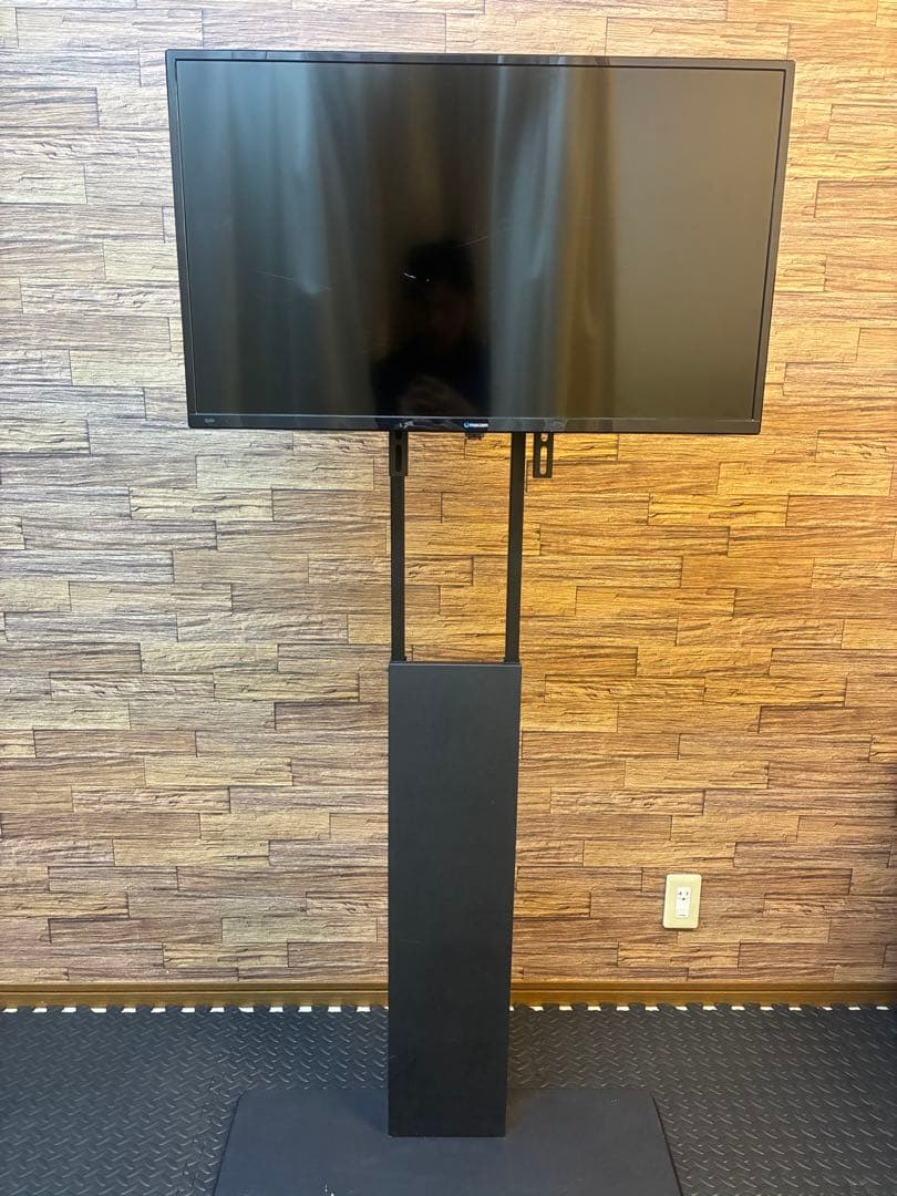 MAXZENスタンドテレビ　32インチ　引き取り限定