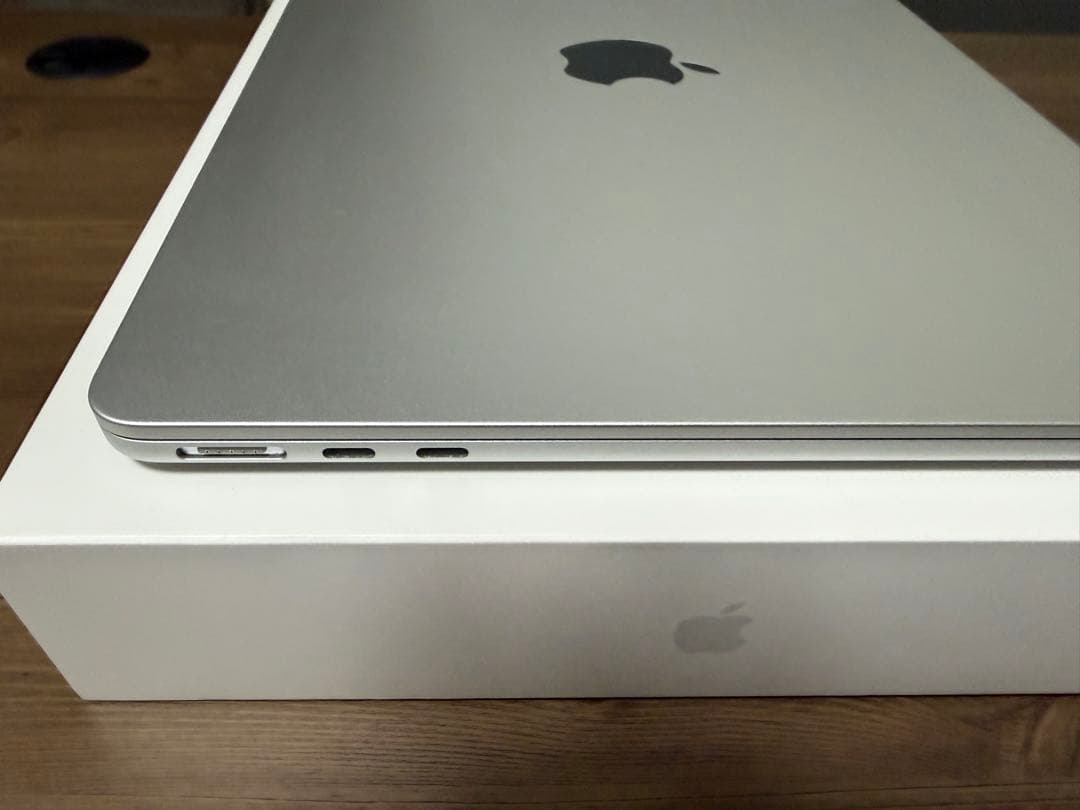 ハイスペックMacBook air M2 16GB/1TB 付属品完備 当日発送