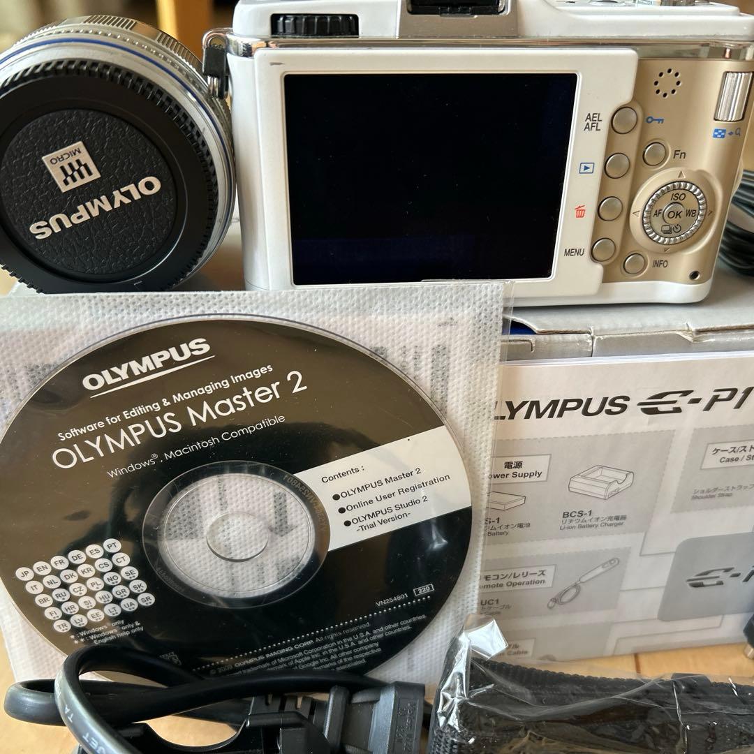 OLYMPUS E-P1 ミラーレス一眼カメラ 本体