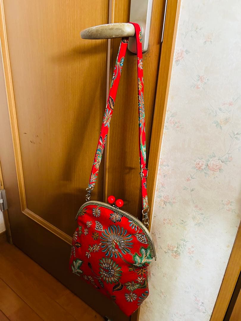 バティックシャツワンピースとお揃いのガマ口バック