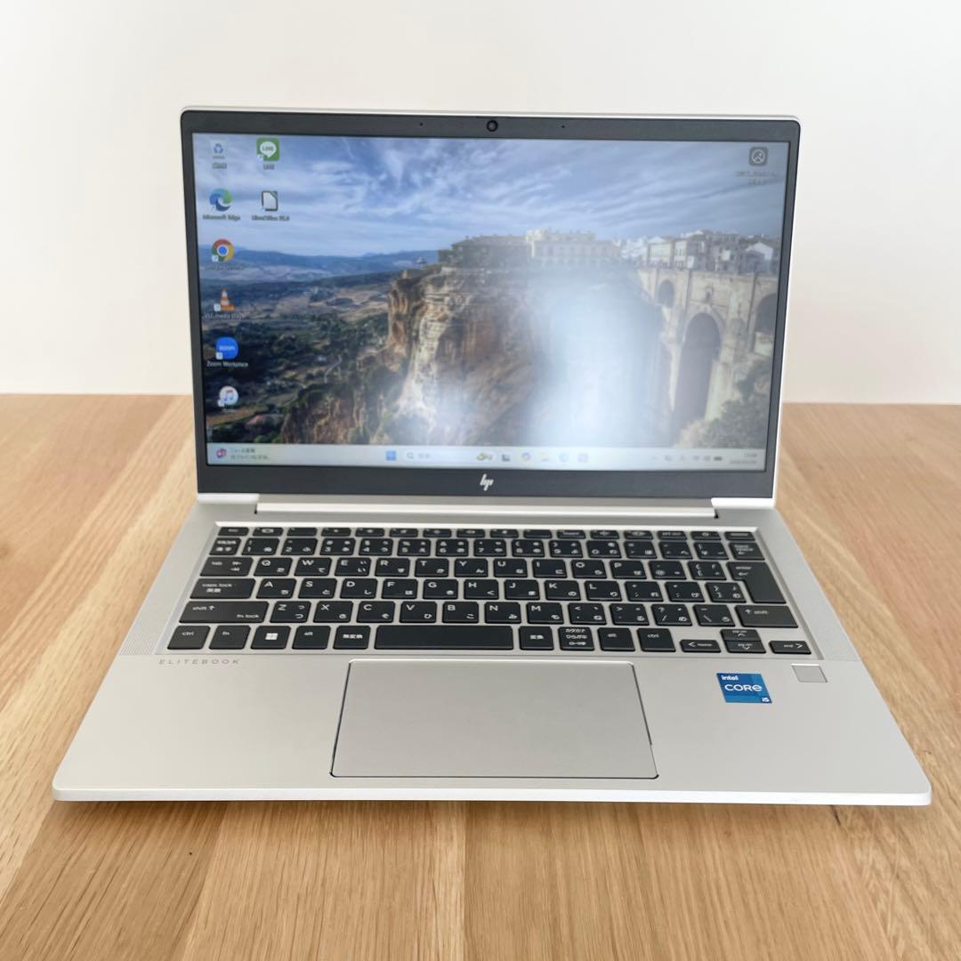 【極美品】HP 2023年製 第13世代 i5 メモリ16GB バッテリー超優良