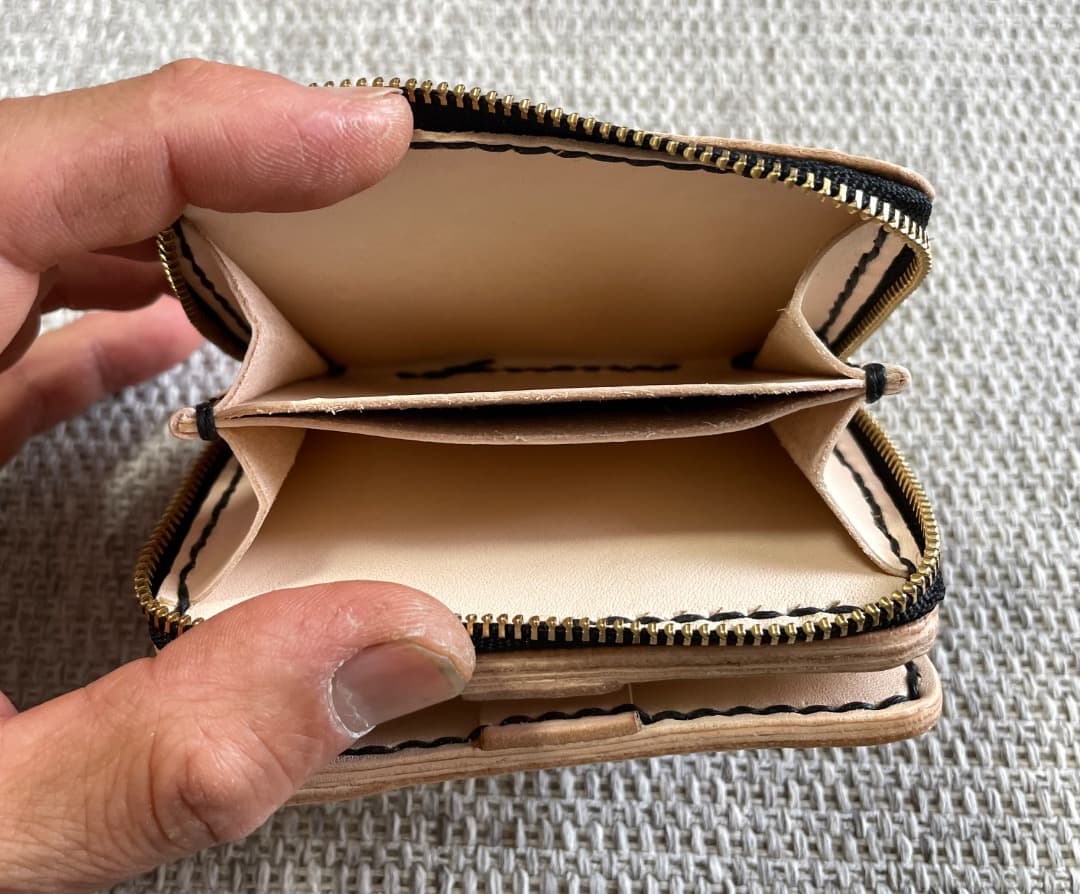 エビすけさん専用 二つ折り財布 FC-2