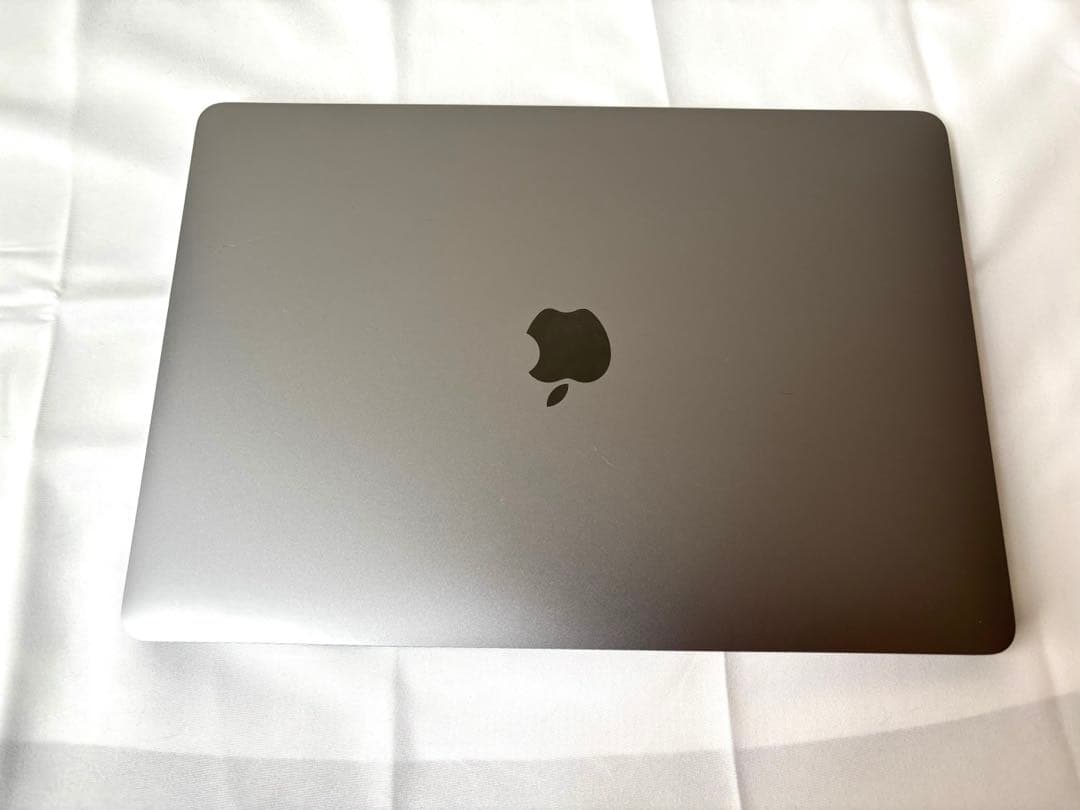 【美品】MacBook Pro(2020) 16GB / i7 /1TB