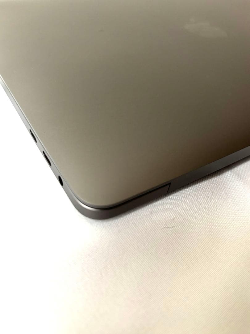 【美品】MacBook Pro(2020) 16GB / i7 /1TB