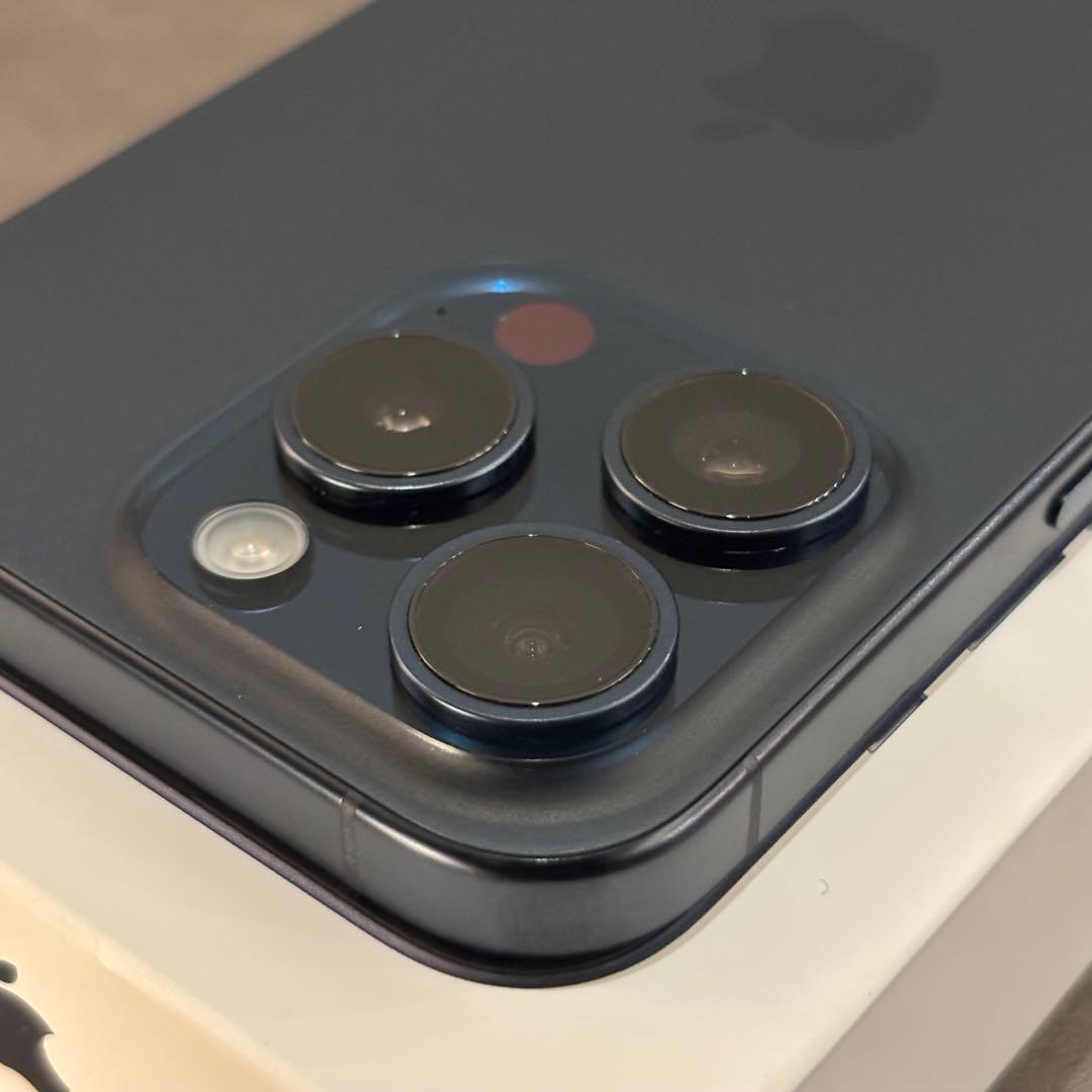 iPhone 15 Pro 256GB ブルーチタニウム