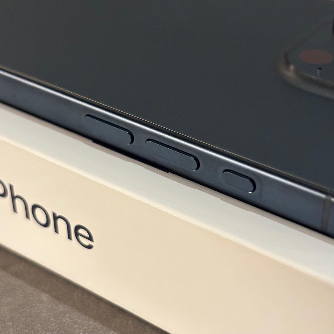 iPhone 15 Pro 256GB ブルーチタニウム