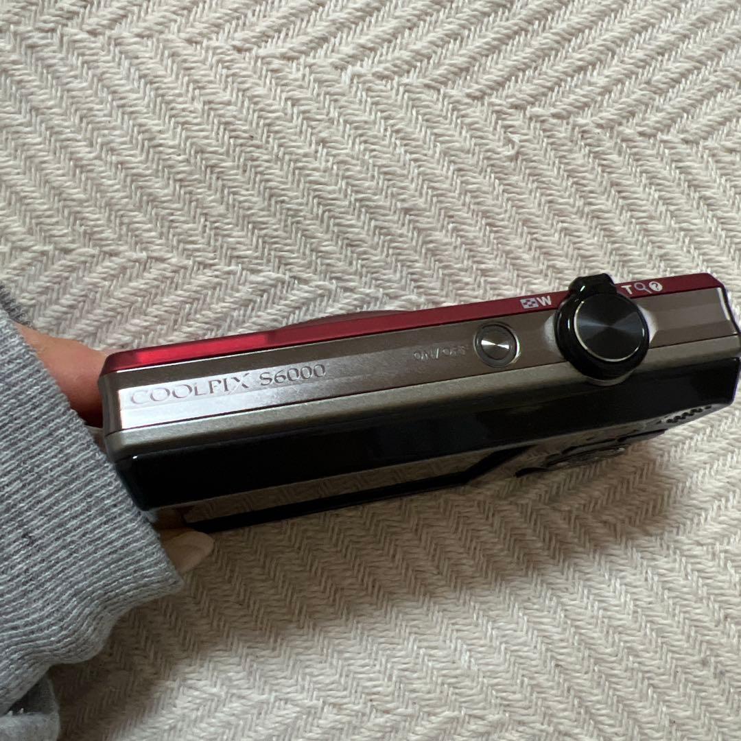 Nikon COOLPIX S6000 コンデジ