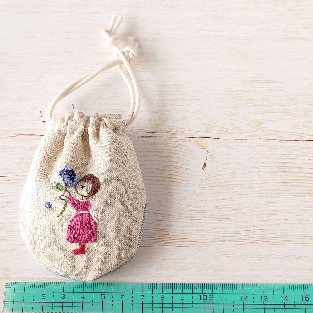 【専用】ちっちゃな巾着サシェ/詰替タイプ【女の子と紫陽花】