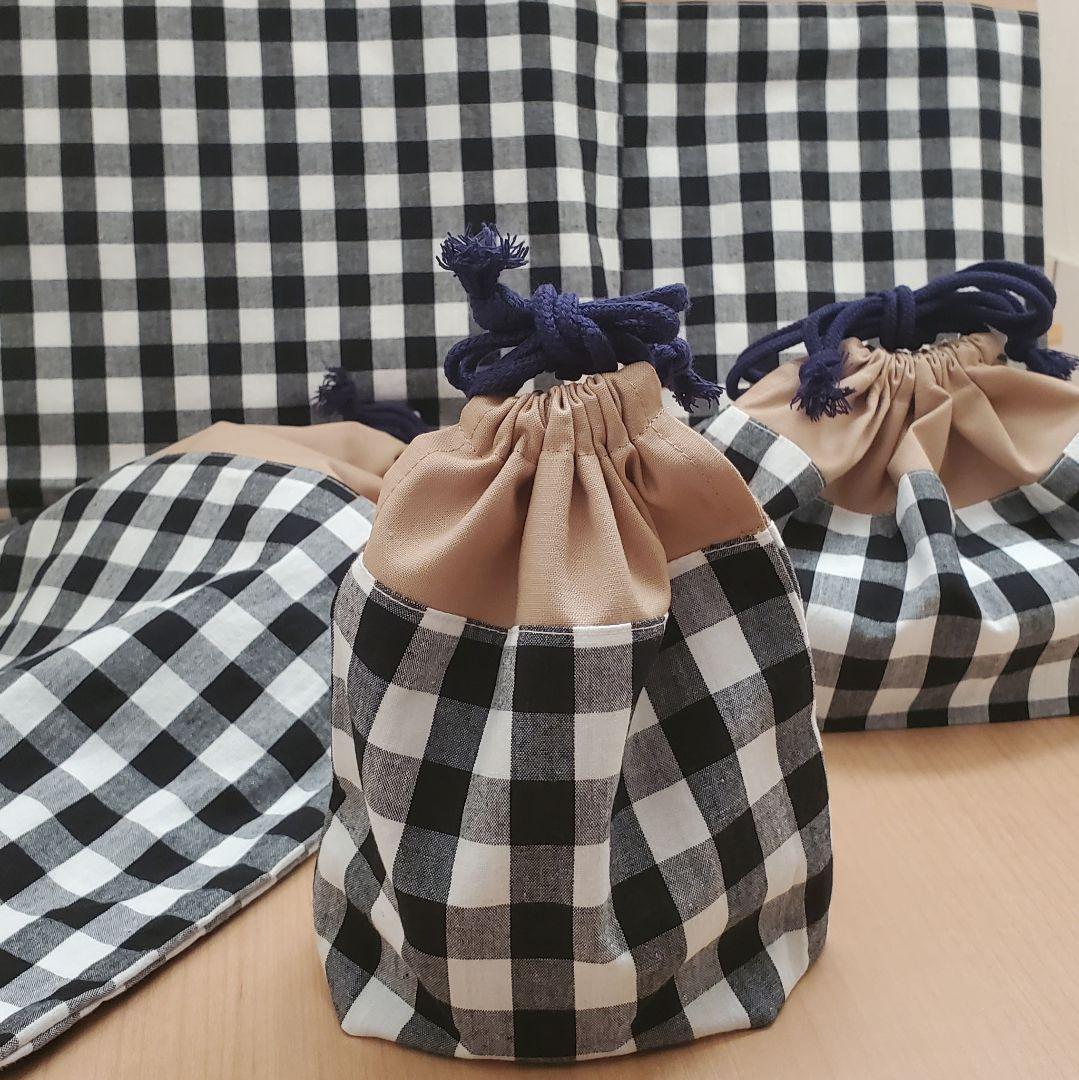 ブラックチェック柄トートバッグ＆巾着袋セット