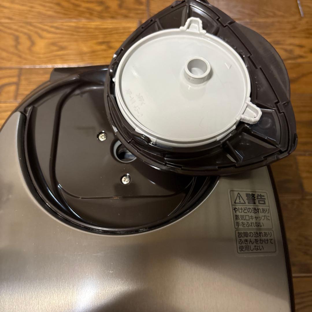 ZOJIRUSHI IH炊飯ジャー　極め炊き　NP-VZ10型　取扱説明書付き