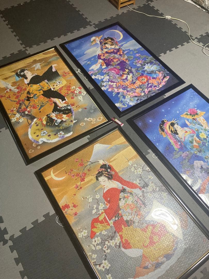 巨大なパズル　4つ　完成品