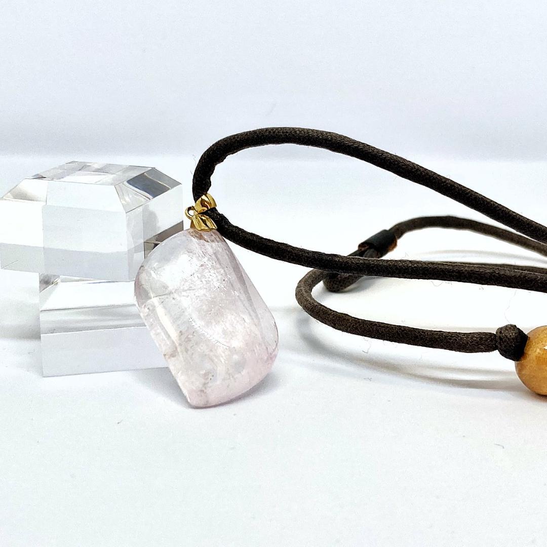 【優しい女神】クンツァイト 天然石ペンダント