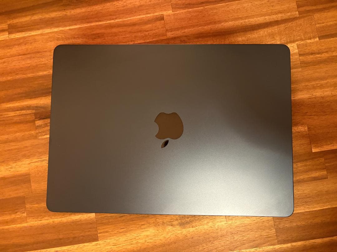 MacBookAirM2 8GBメモリ 512GB SSDミッドナイトおまけ付