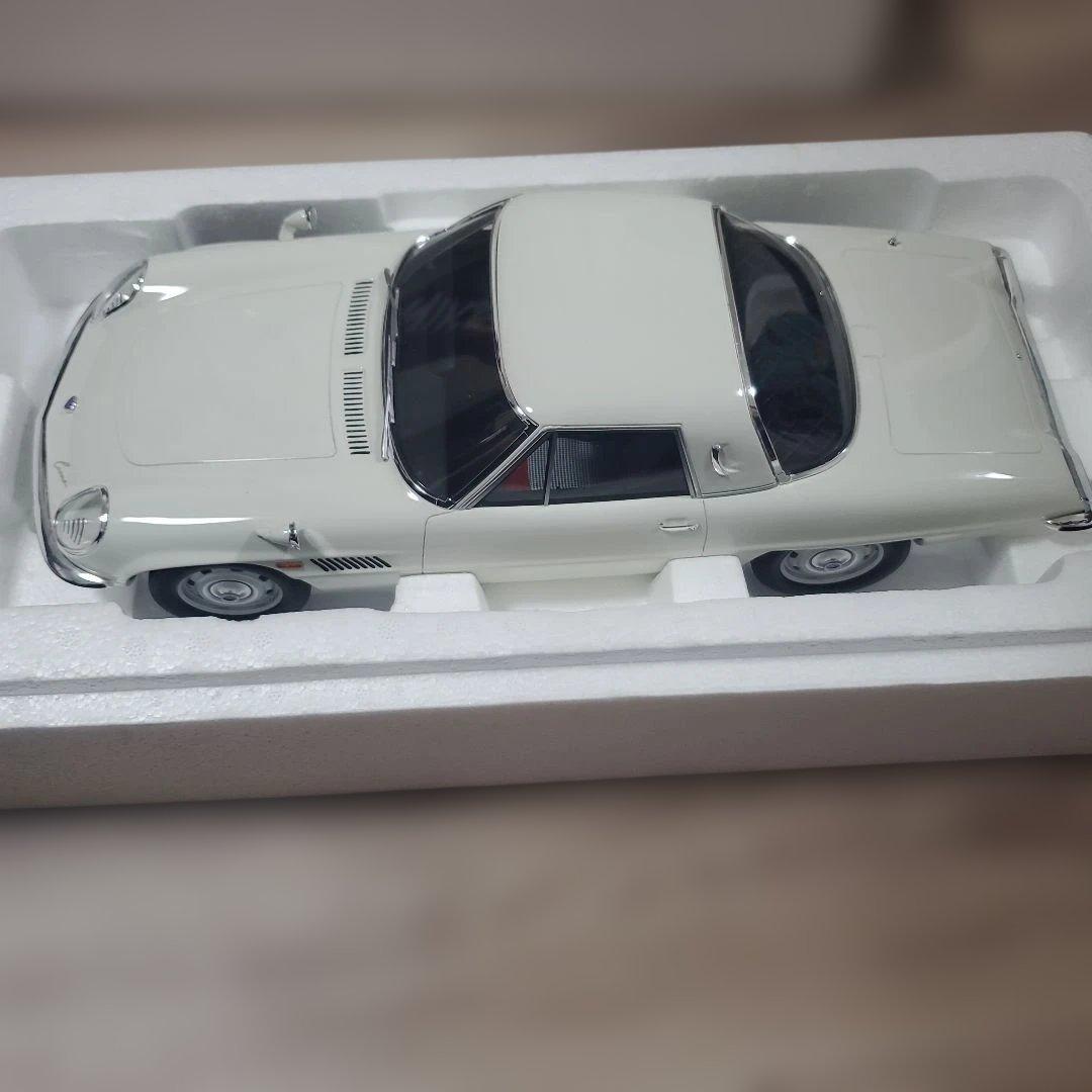 Mazda Cosmo Sport ホワイト 1/18