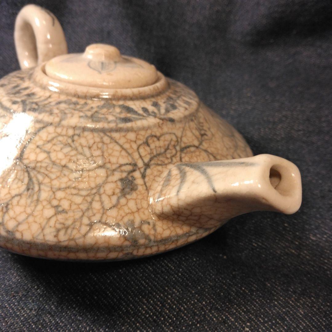 古い陶器急須 花柄 ひび割れ釉薬　中国　煎茶　骨董　古玩