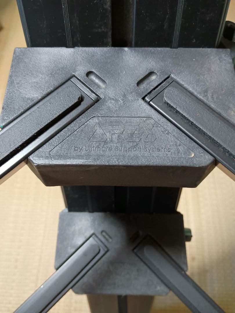 ULTIMATE 頑丈設計 2段キーボードスタンド 中古 定価3万円 AX-48