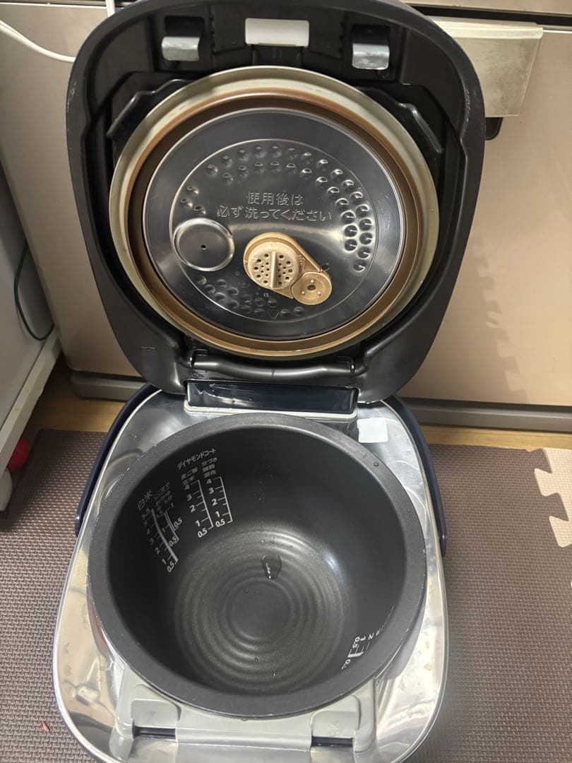 TOSHIBA 東芝 真空圧力IH炊飯器 RC-10VSN 2019年製-訳あり