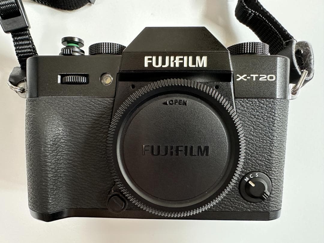 FUJIFILM X-T20 ミラーレス一眼カメラ【カメラ本体】