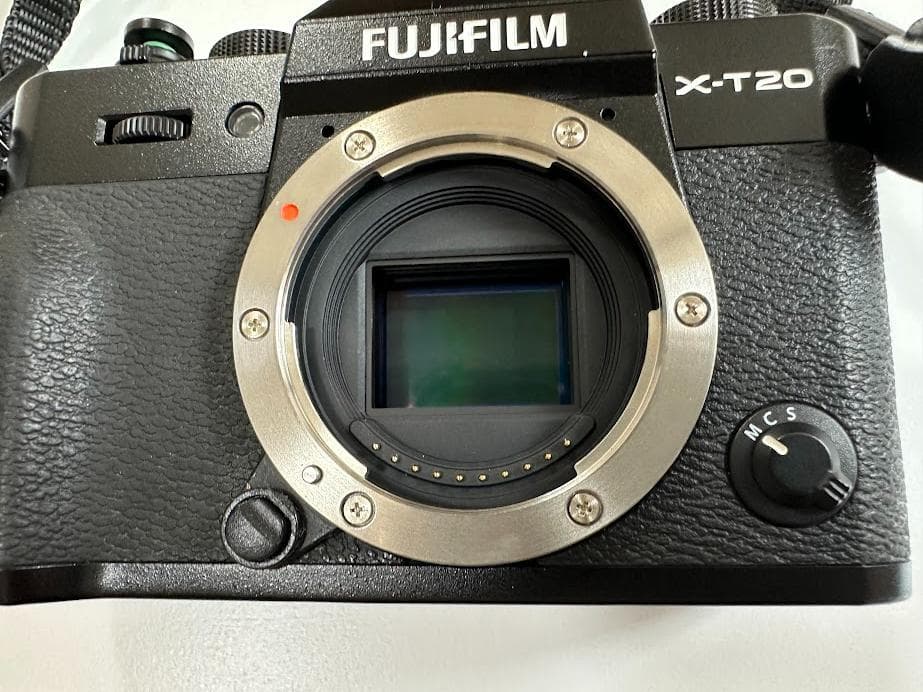 FUJIFILM X-T20 ミラーレス一眼カメラ【カメラ本体】