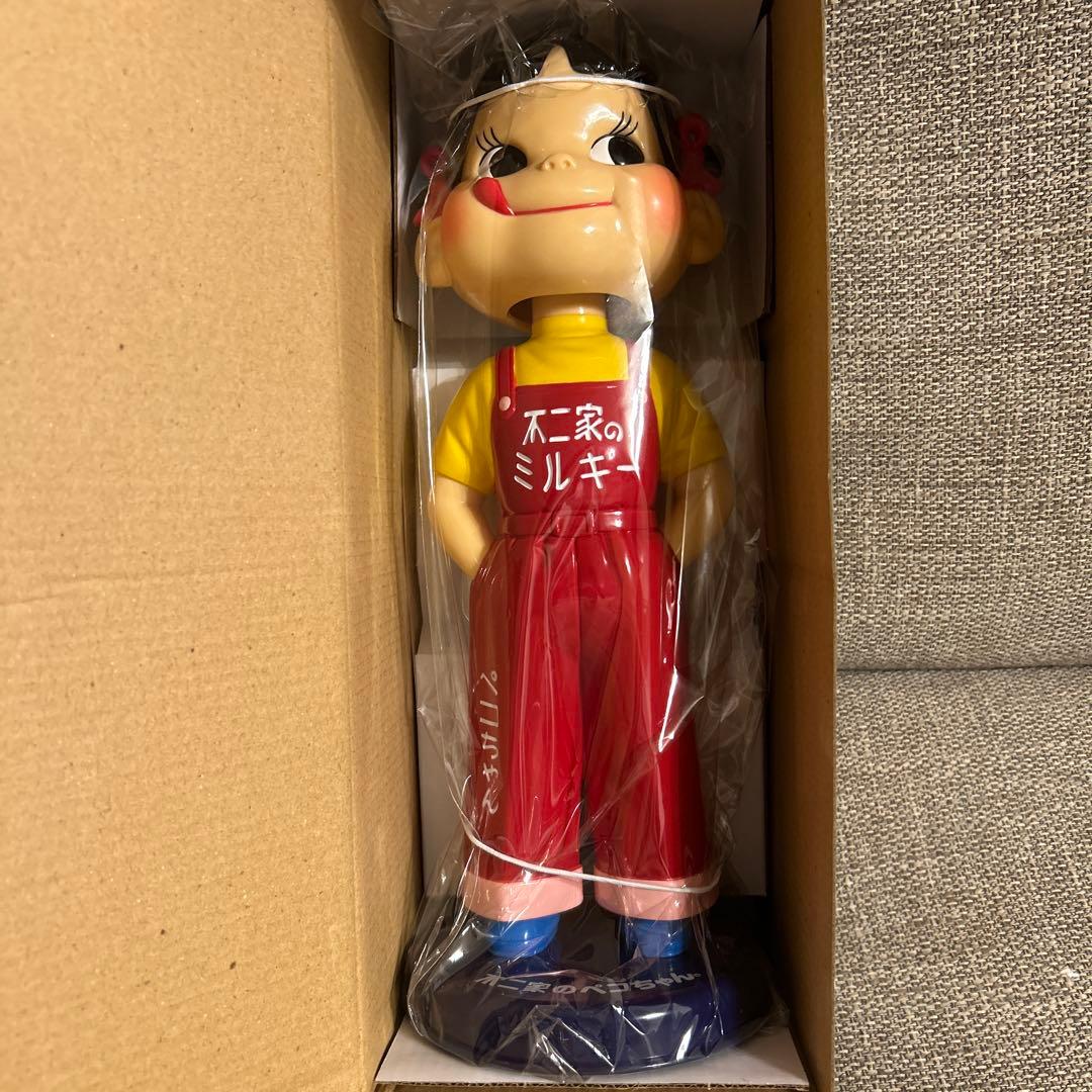 不二家 100周年 株主優待 復刻版 ペコちゃん人形　未開封 非売品