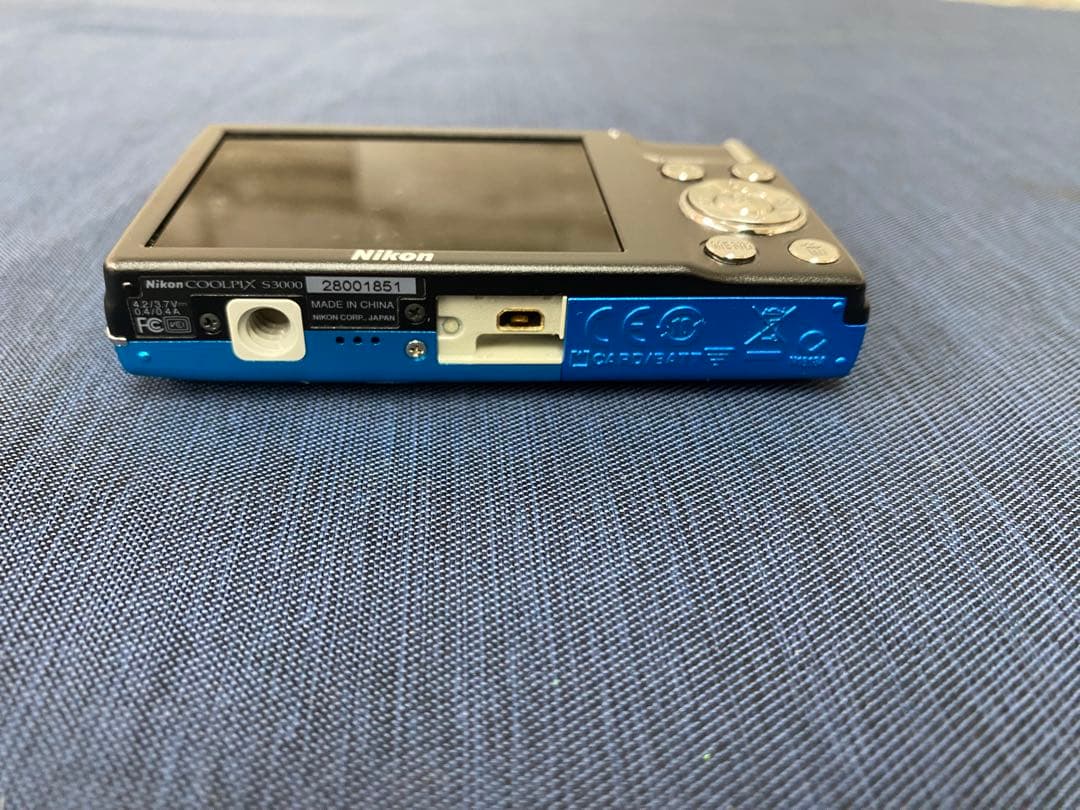 Nikon COOLPIX s3000 コンパクトデジタルカメラ