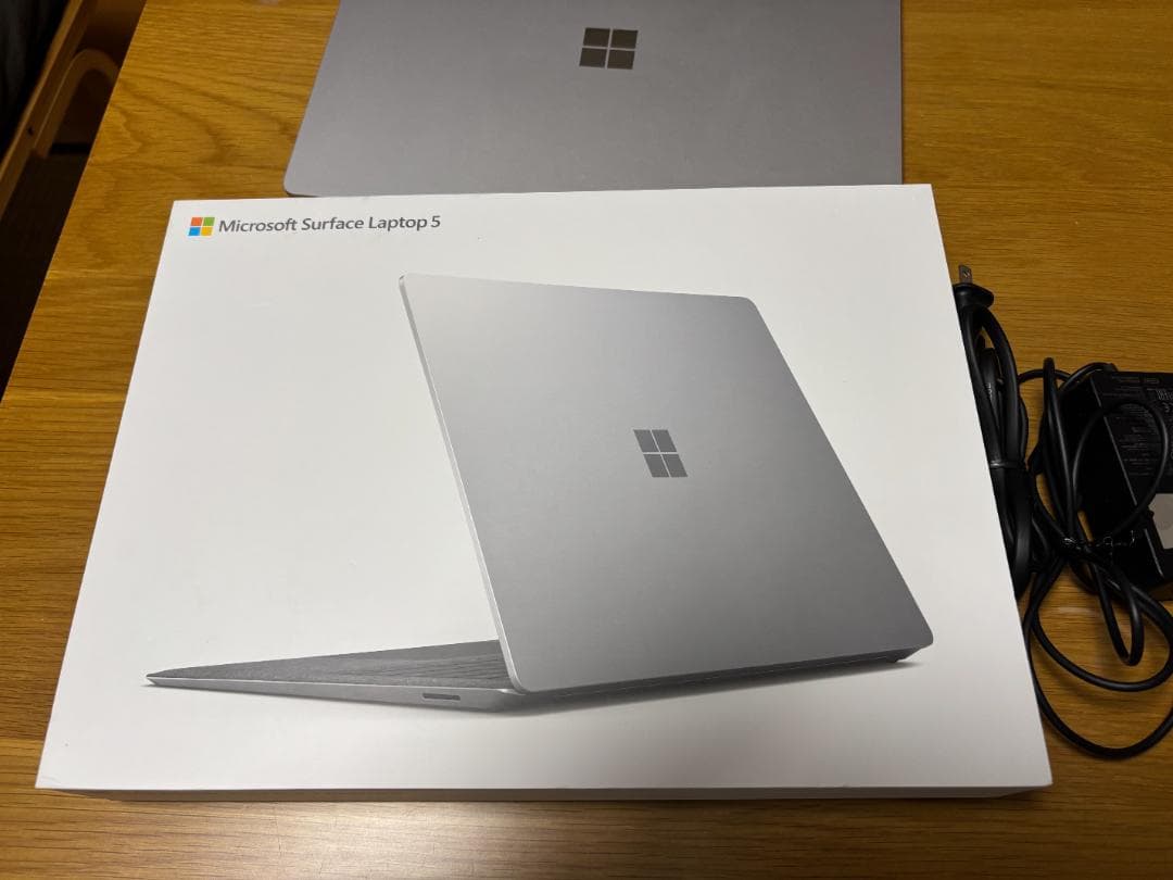 Microsoft Surface Laptop 5 13.5インチ プラチナ