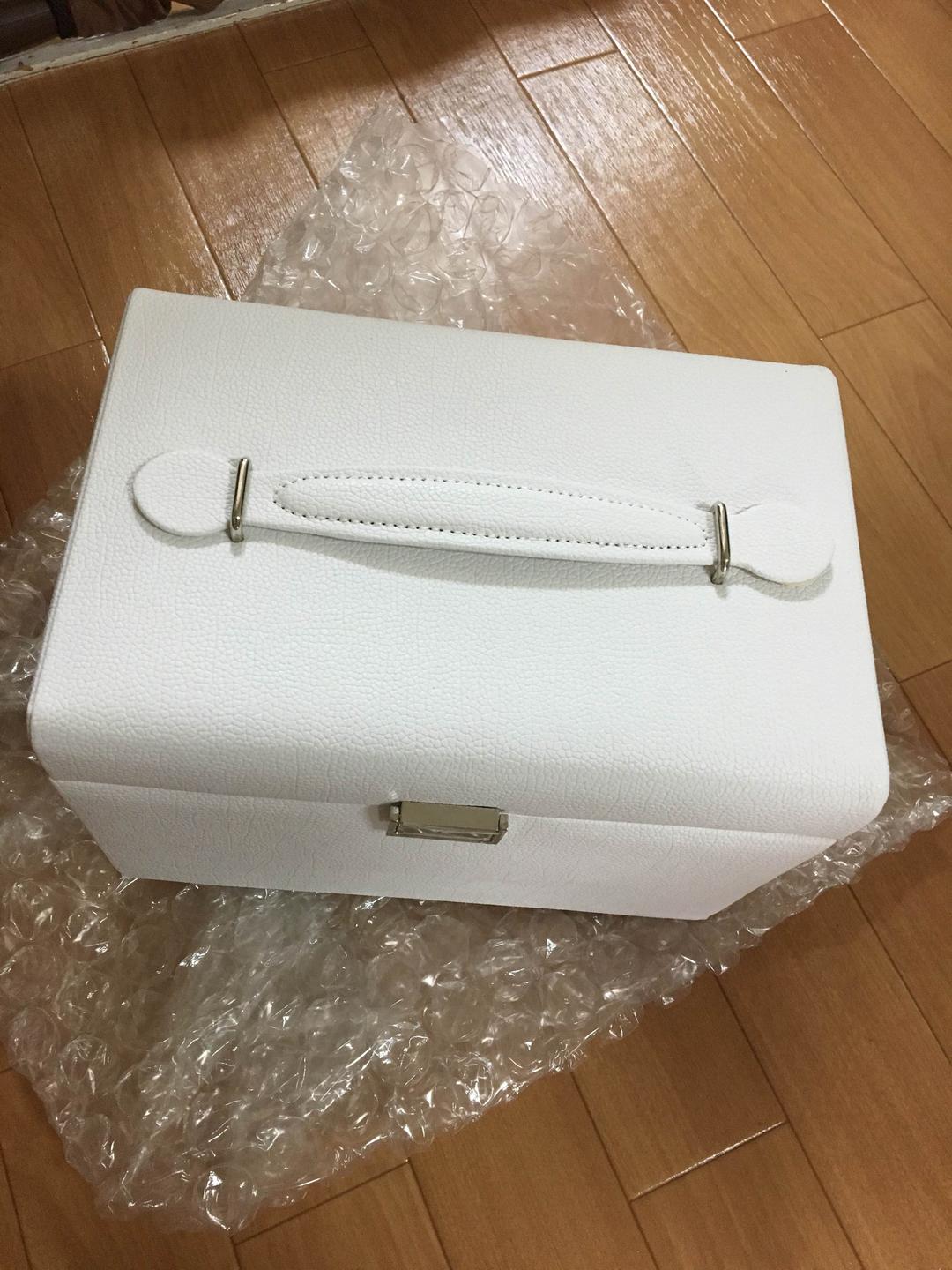 ジュエリーボックス　レザー　収納