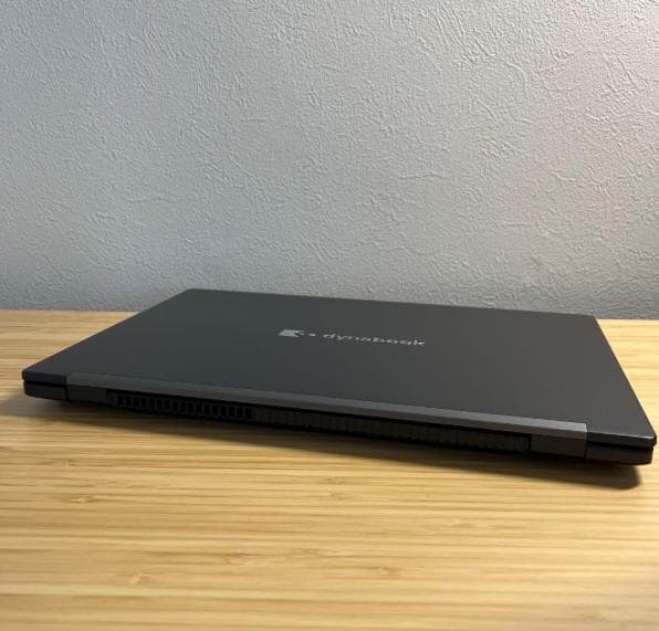 美品 東芝 2022年モデル 第11世代 i5 FHD 16GB 軽型