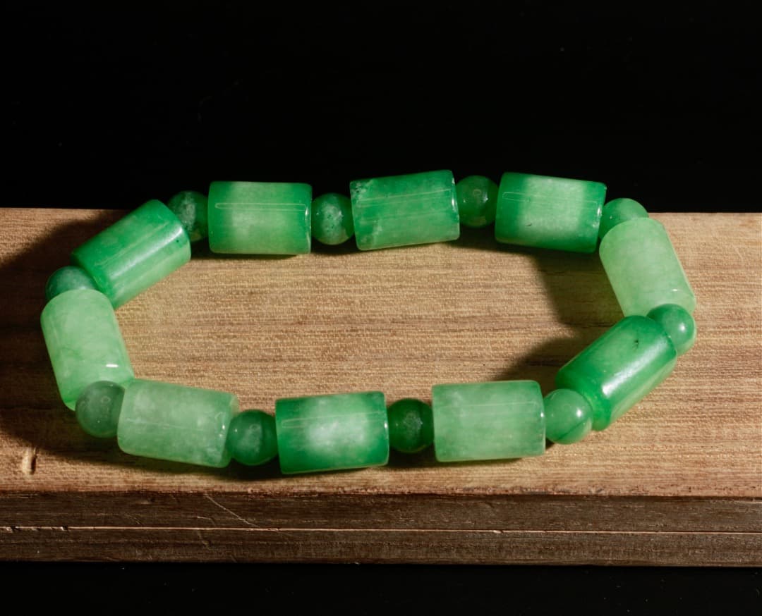 中古 翡翠 円柱珠 緑玉 ブレスレット 天然石 数珠 アクセサリー C1A231