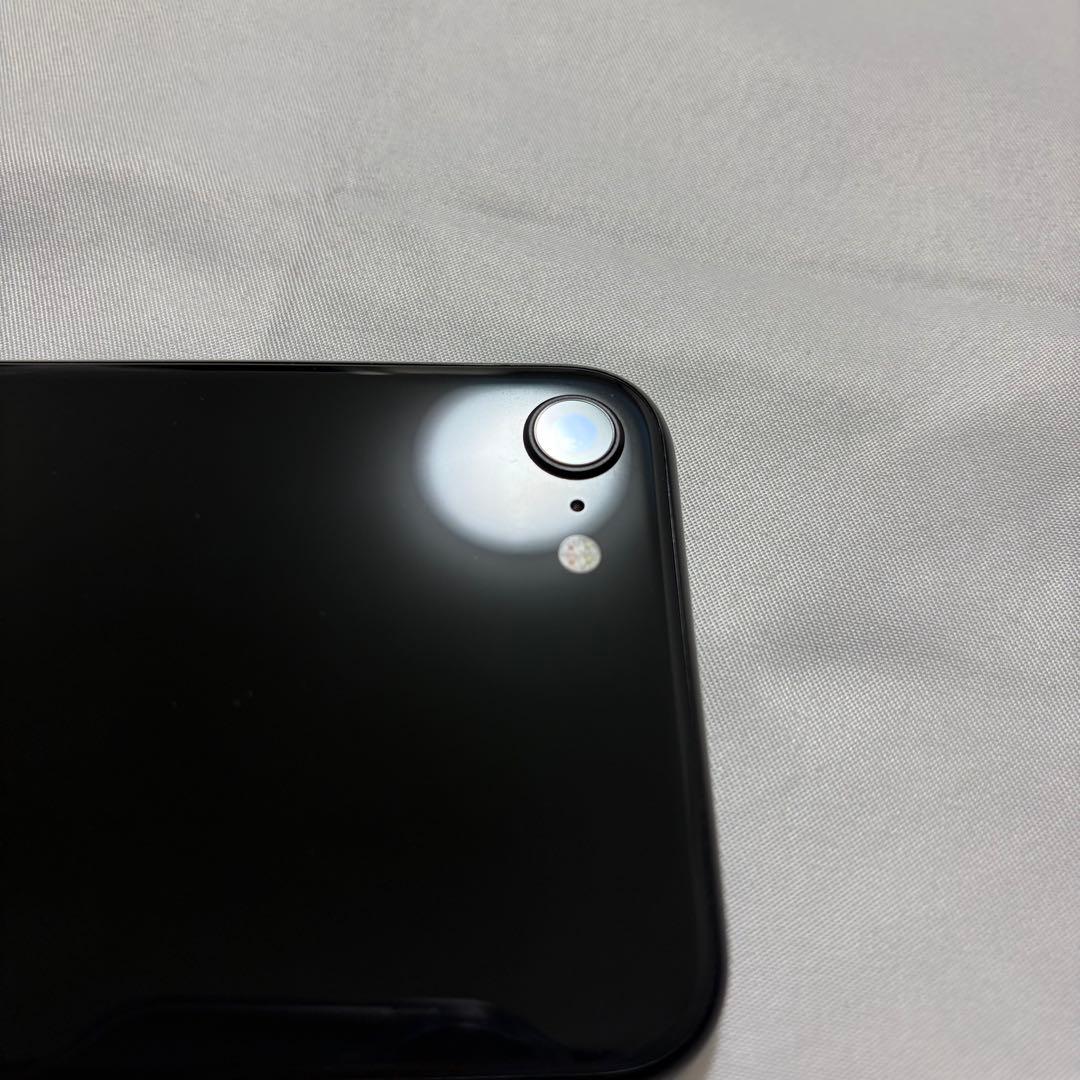 Apple iPhone SE2 64GB SIMロックなし 美品