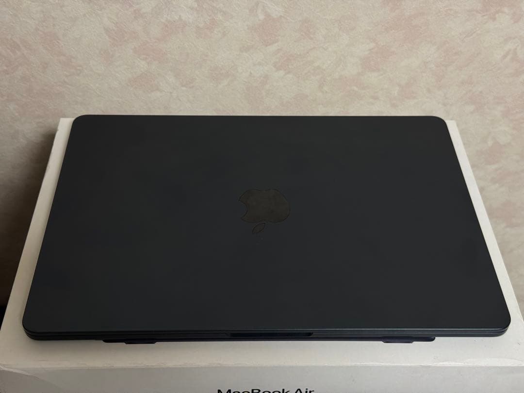 MacBook Air 13 M3 24GB/1TB/10コア GPU
