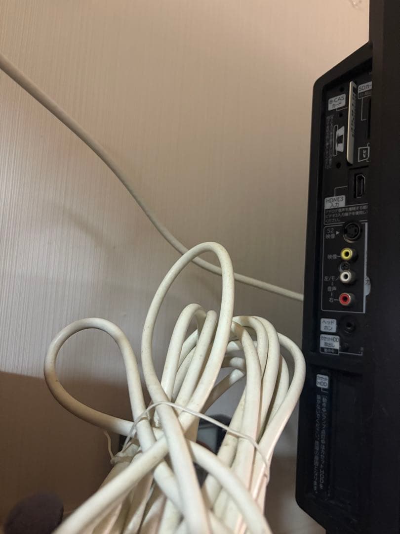 HITACHI ⭐︎ WOO 32型　HP07(B) 液晶テレビ