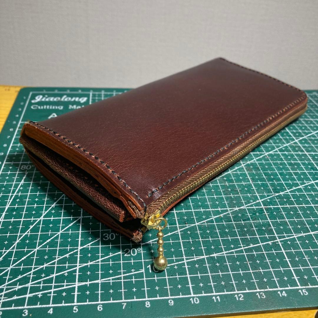 ハンドメイド　ブラウンヌメ革レザー長財布 ゴールドファスナー付き