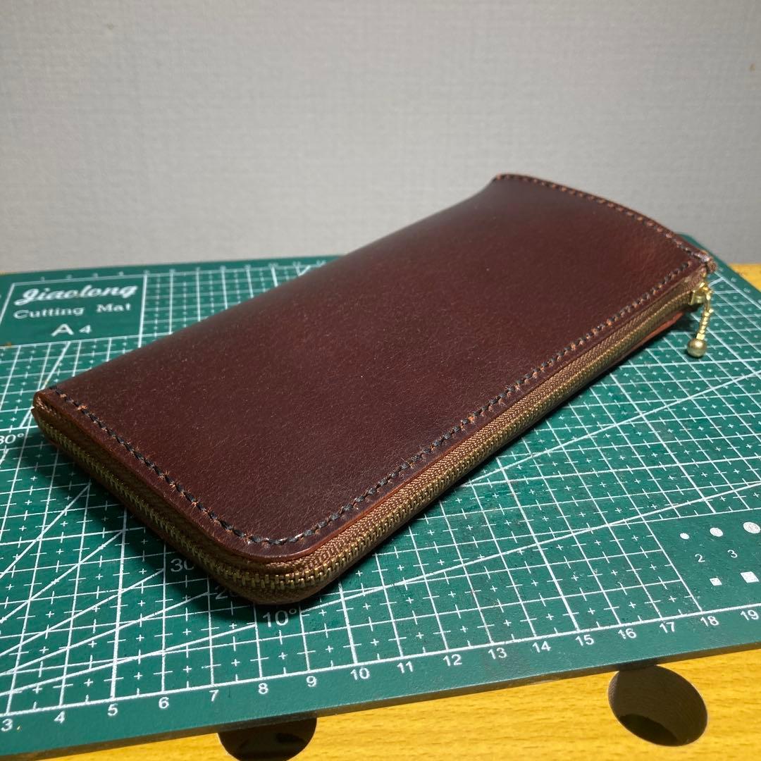 ハンドメイド　ブラウンヌメ革レザー長財布 ゴールドファスナー付き