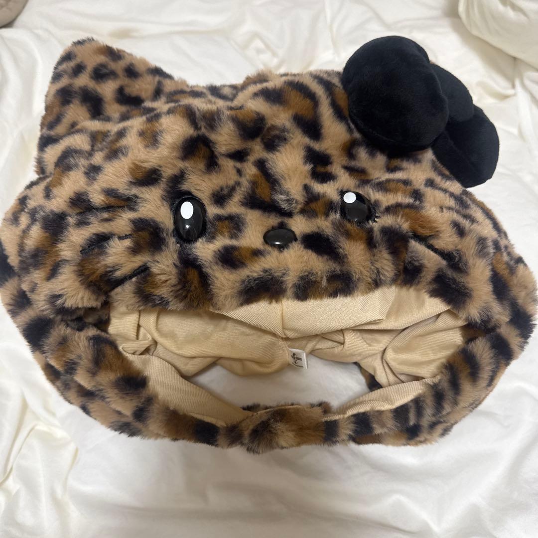 ヒョウ柄キティ被り物