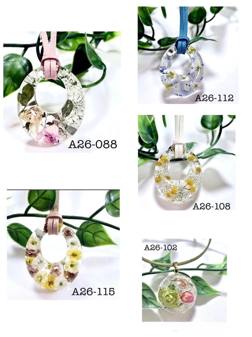 ブチ子と源☺︎☻様　レジンネックレス